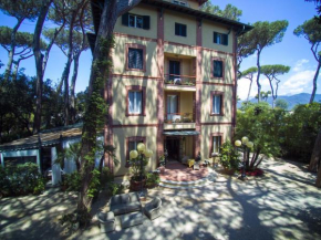  Hotel Villa Tiziana  Марина Ди Пьетрасанта